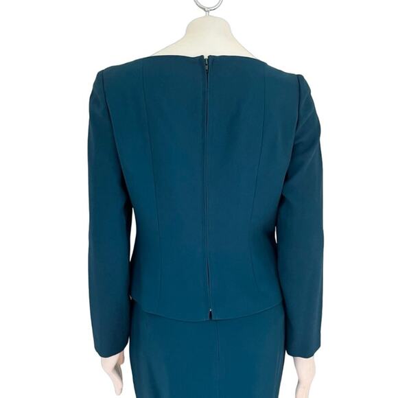VTG LIZ CLAIBORNE 2 Piece Skirt Suit with Gold Chain Detail in Green SZ 8 - Picture 5 of 13